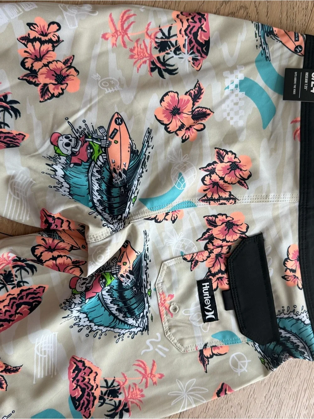 NWT Hurley Boys Board Shorts Surf Skull Tropical Floral Swim Trunks Size 8